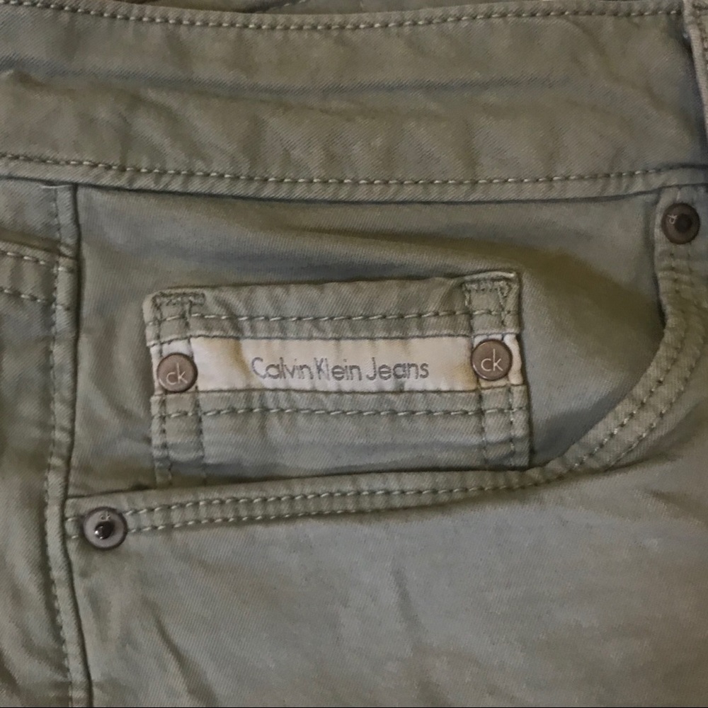 Calvin Klein Shorts - Picture 3 of 6
